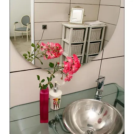 Apartman Mas Chansonnet Et D'hotes De Charme Les Fumades-Les Bains