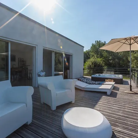 Apartament Mas Chansonnet Et D'hotes De Charme *